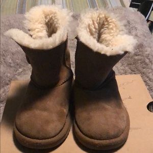 Toddler Uggs boots size 8